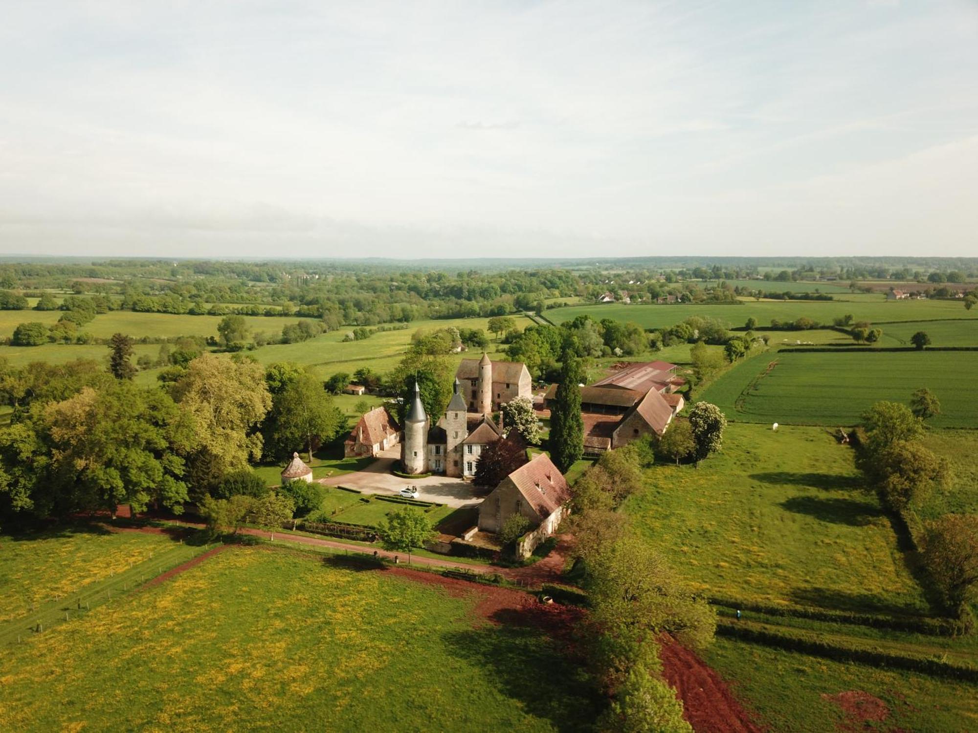 Chateau De Clusors Saint-Menoux Ngoại thất bức ảnh